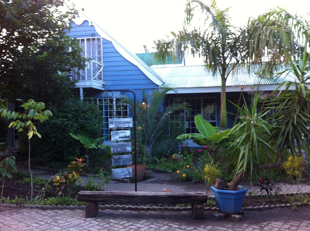 The Old House Bed and Breakfast Kasane Εξωτερικό φωτογραφία