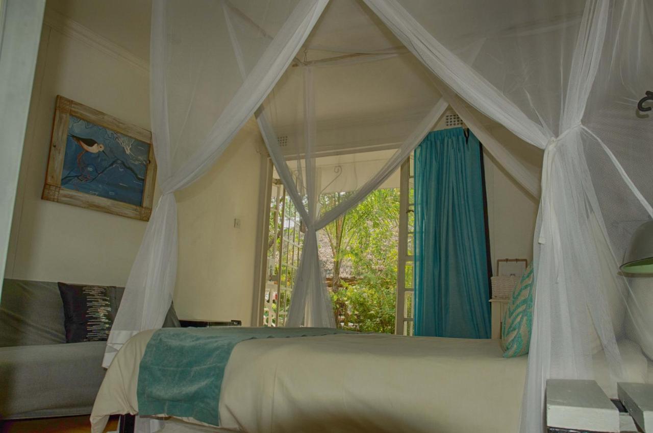 The Old House Bed and Breakfast Kasane Εξωτερικό φωτογραφία
