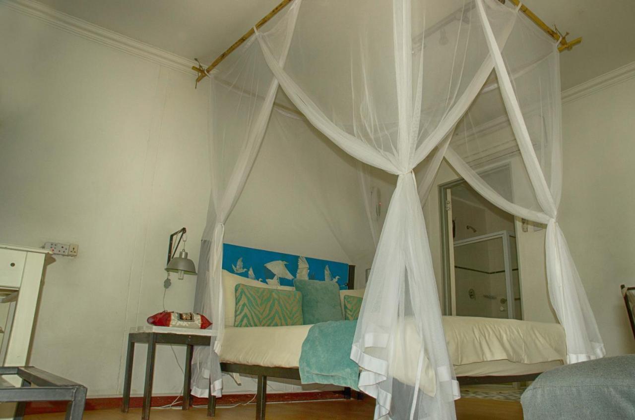 The Old House Bed and Breakfast Kasane Εξωτερικό φωτογραφία